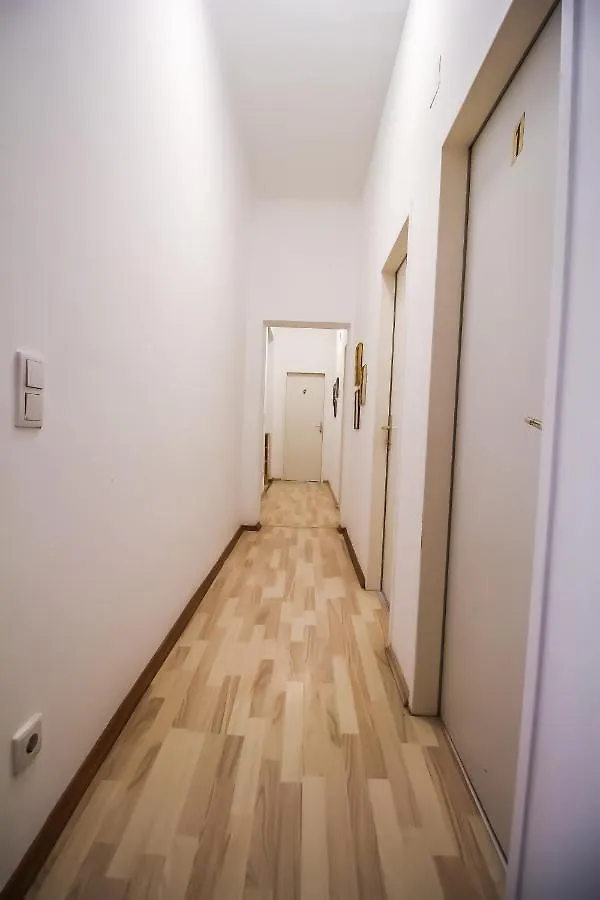 Private Room In Shared Apartment Pr3 Vienna Austria